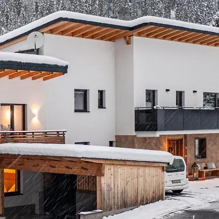 Leo-2 By Interhome